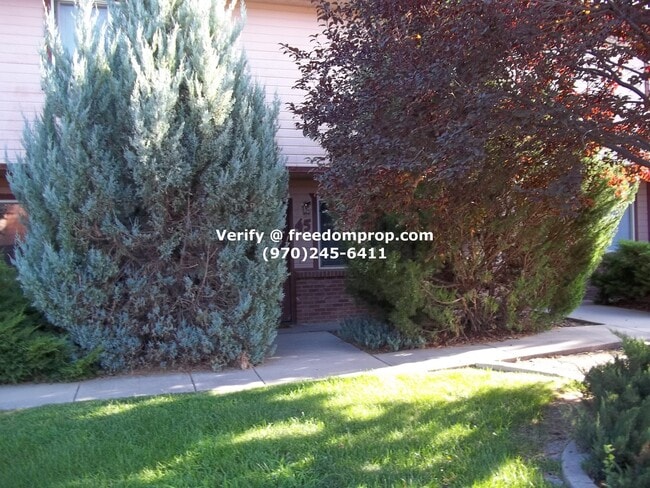 Photo - Near CMU 2 Bedroom 1.5 Bath Townhouse