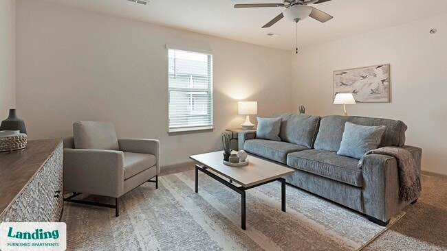 Photo - 610 Universal Dr Unidad 711-203.1410503