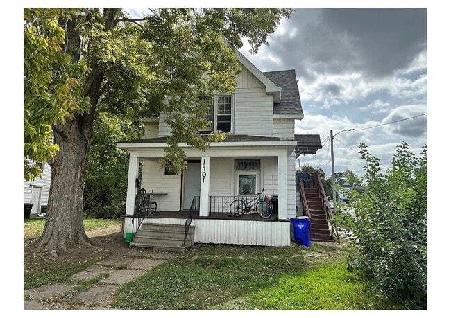 Photo - 1401 Bever Ave SE