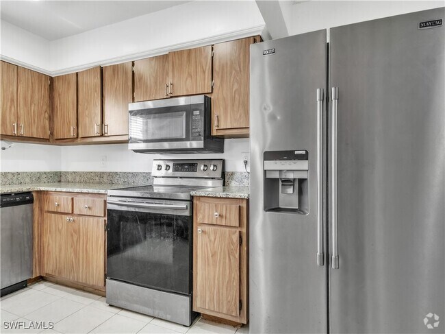 Building Photo - 624 SE 12th Ct Rental