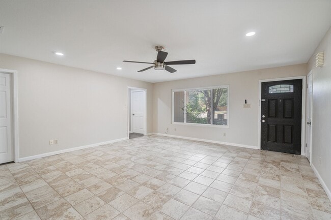 212 Medicine Bow Trail
