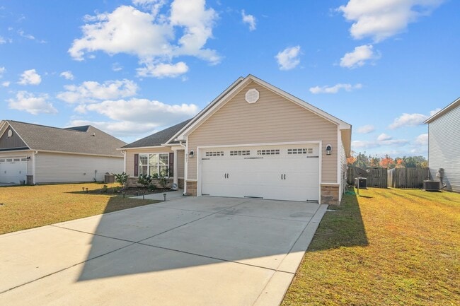 Photo - 3 Bedroom 2 Bathroom Home in Onslow Bay!