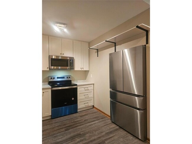 Photo - 1209 Pearson Pkwy