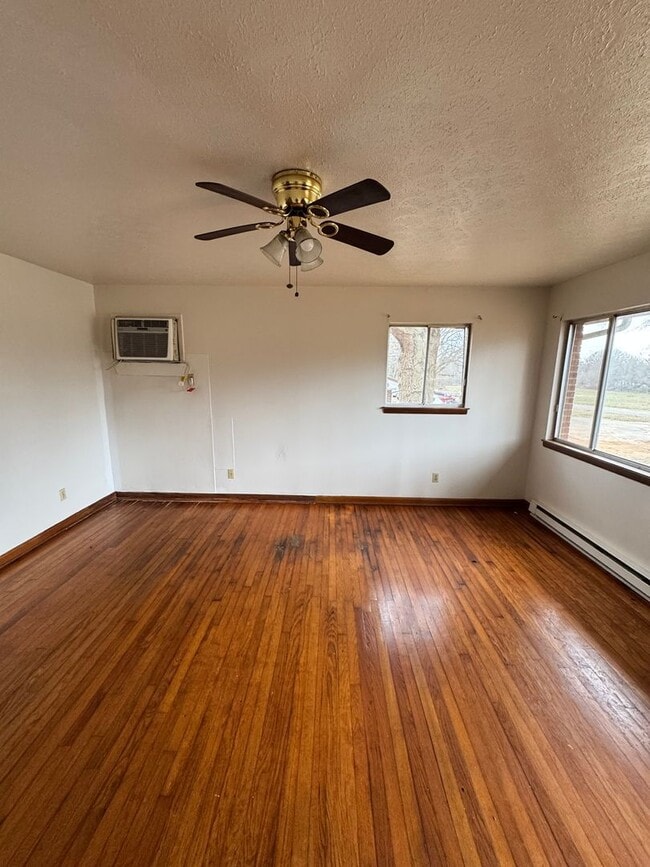 Photo - 2/1 outside city limits of Shelby, NC