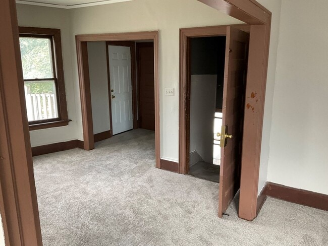 Building Photo - 3256-3258 N 17th St. Rental