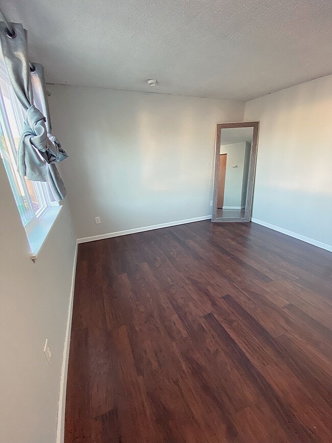 Photo - 10318 15th Ave Ct E