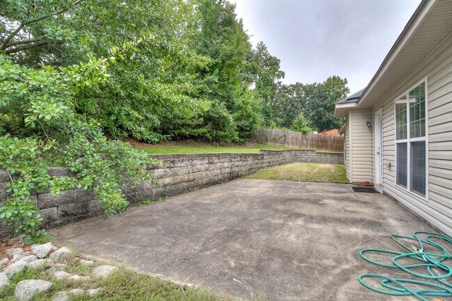 Photo - 1006 Jarrow Pl