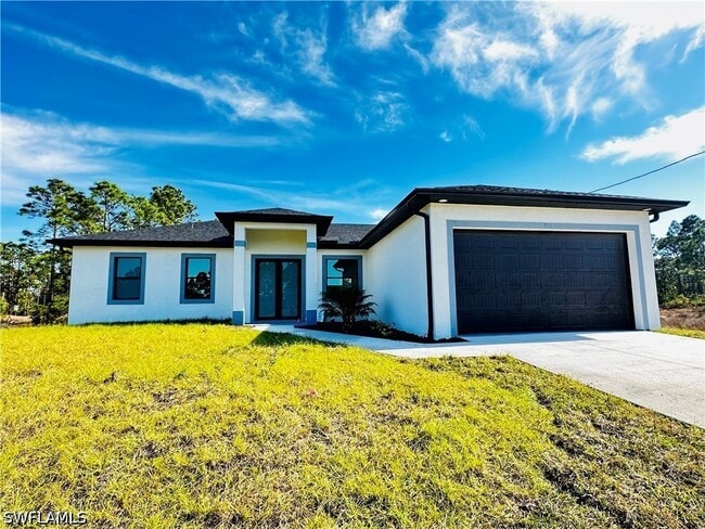 Building Photo - 717 Genoa Ave S