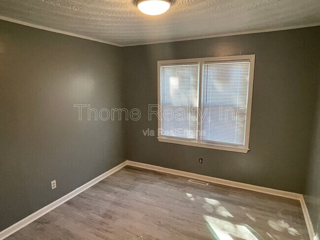 Photo - 1404 Forest St