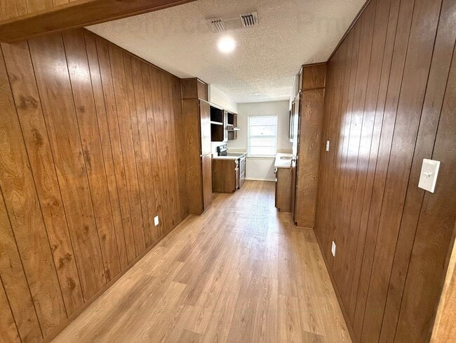 Photo - AVAILABLE NOW!!! Lovely 3-Bedroom 1.5-Bathroom in Duncanville - Two blocks from the Duncanville H...