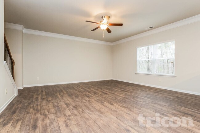 Photo - 55 Thorndale Ct