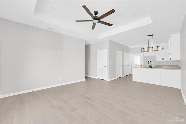 Photo - 14 E 13th St Unit 3