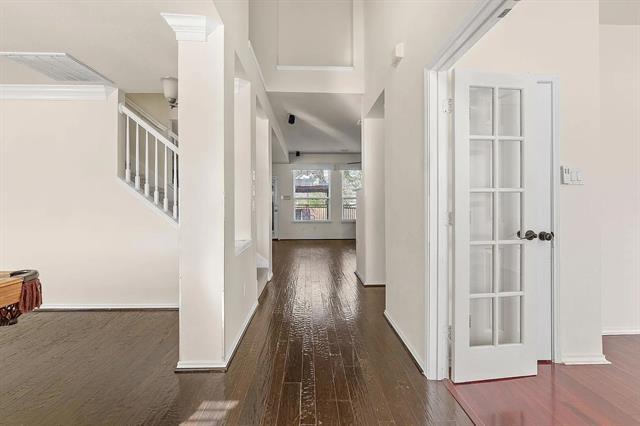 Photo - 1113 Larkspur Dr