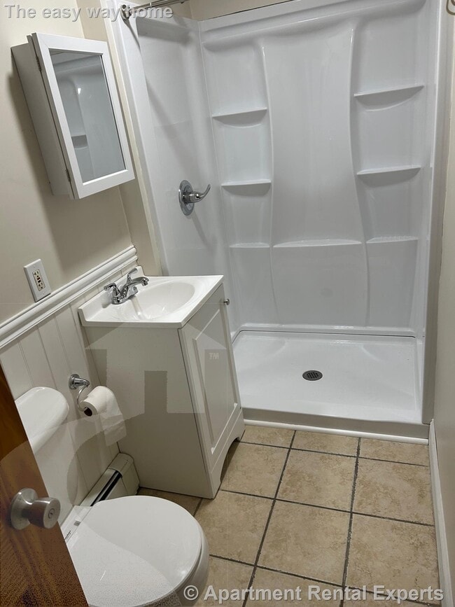 Photo - 578 Main St Unit #1