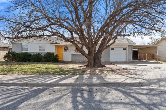 Photo - Fully Furnished Long-Term Rental!!