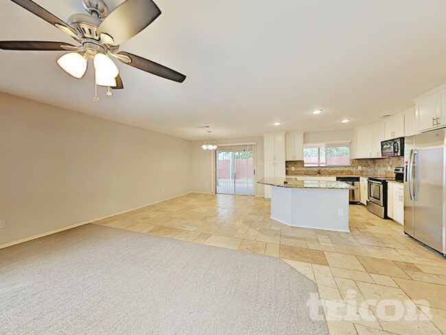 Photo - 4000 Sapphire Ln