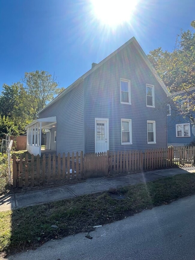 Photo - Cudell/West Blvd neighborhood; 4 bedroom/1...