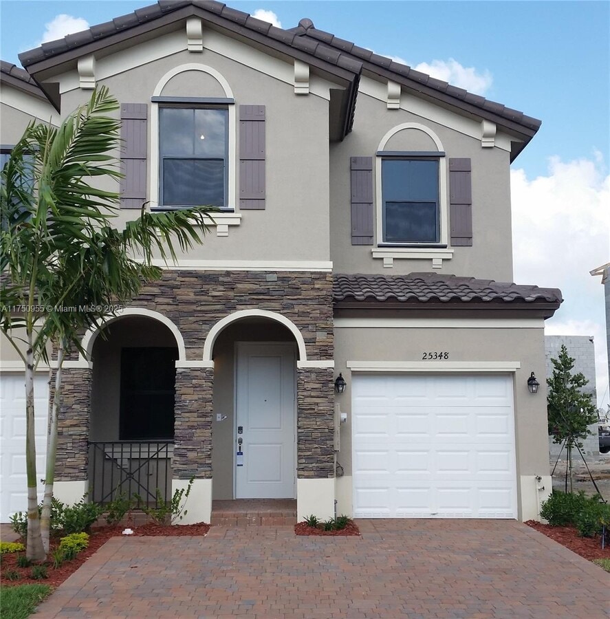 Photo - 25348 SW 116th Ave Townhome