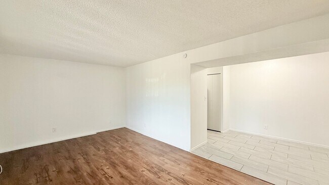 Photo - Spacious 3 bed, 2 bath upstairs, condo in ...