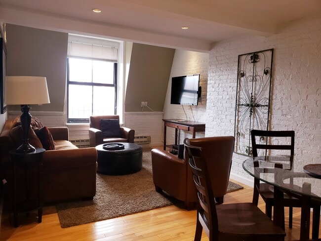 Photo - 113 Beacon St Unit 6R