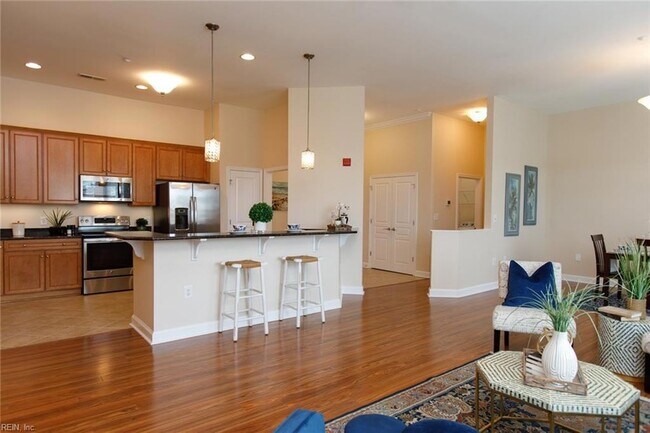Photo - 670 Town Center Dr Unit 405