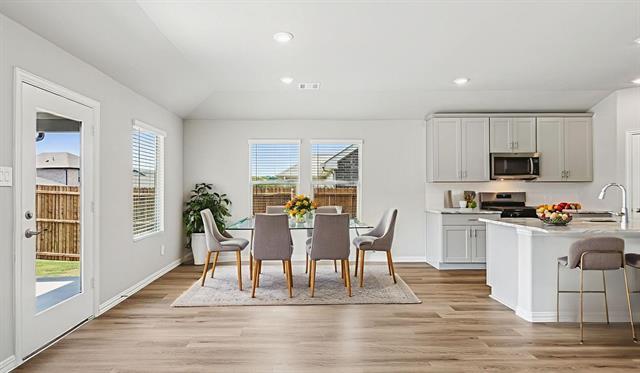 Photo - 602 Midnight Oak Dr