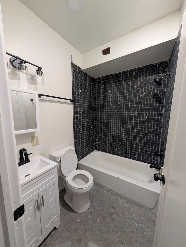 Photo - 2352 N 29th St Unit 3