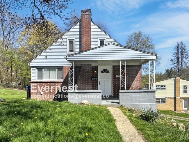Photo - 3037 Blackridge Ave House