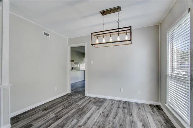 Photo - 418 Woodhurst Dr