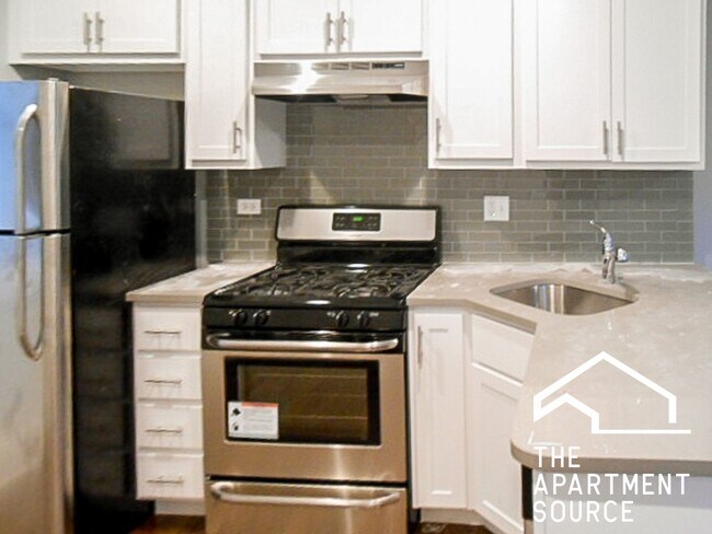 Photo - 2211 W Foster Ave Unit 1