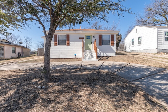 Building Photo - 1733 Melba Ct