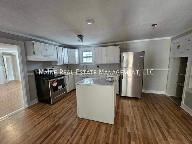 Building Photo - 52 Hayes St Rental