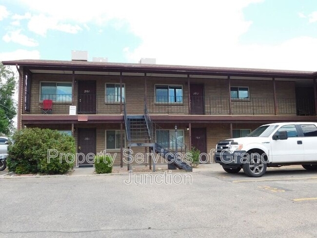 Building Photo - 1302 Glenwood Ave Unit 202