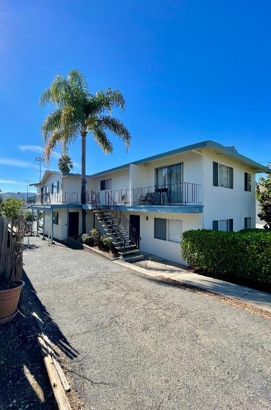 Photo - 226 E J St Unit Apt 4