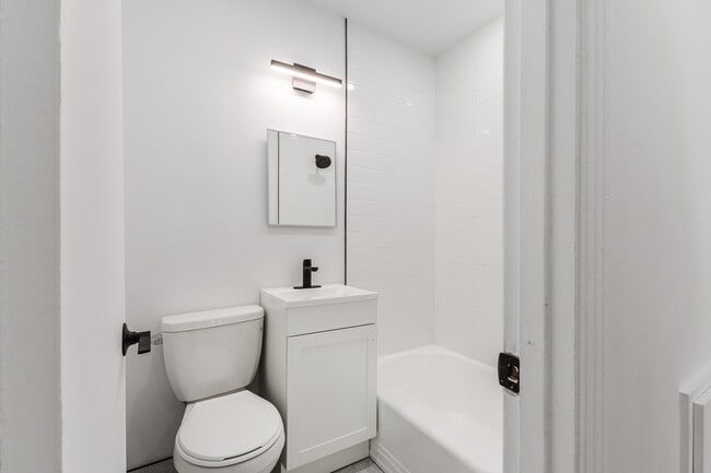 Photo - 6540 Wilderton