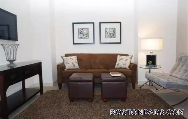 Building Photo - 407 Washington St Rental