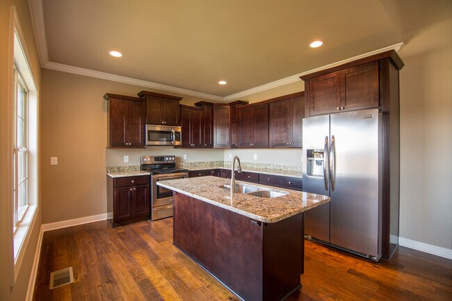 Photo - 374 Big Station Camp Blvd Unit B