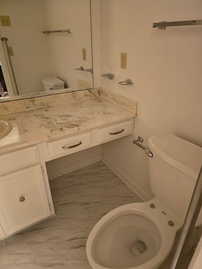 Photo - 1212 W Water St Unit 208