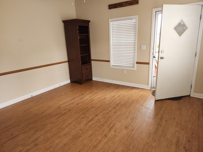 Photo - 7004 Marine Dr