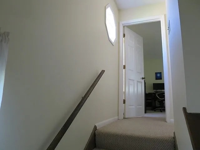 Photo - 1042 Courtland Dr