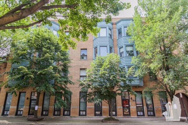 Photo - 871 W Lill Ave Unit 1B