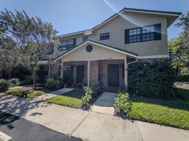 Photo - 576 Westree Ln