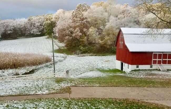 Photo - 14242 Hein Ln