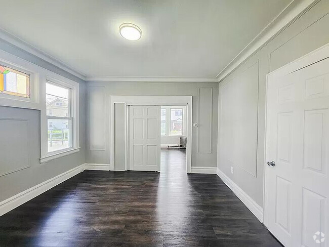 Building Photo - 728 Kearny Ave Rental