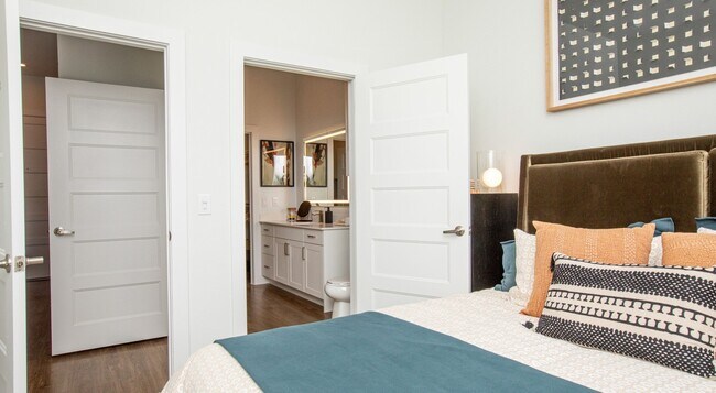 Photo - 11111 Nexus Ave.
