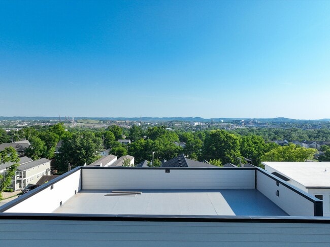 Photo - 5915 Maxon Ave Unidad B