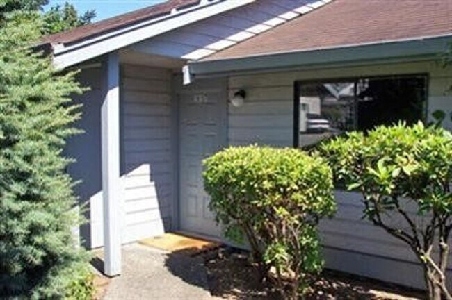 Photo - Bright & Private 1BR Townhome in Juanita – Garage, Patio & Prime Kirkland Location Unit 11