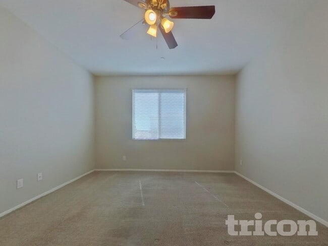 Photo - 21195 W Palm Ln