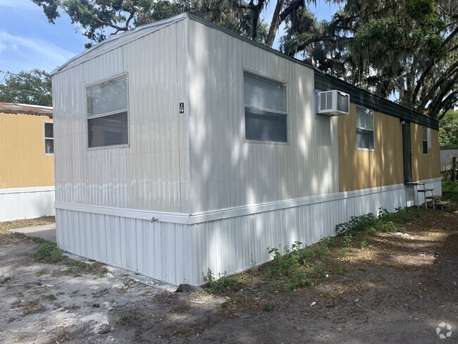 Building Photo - 2503 Tanglewood St Rental