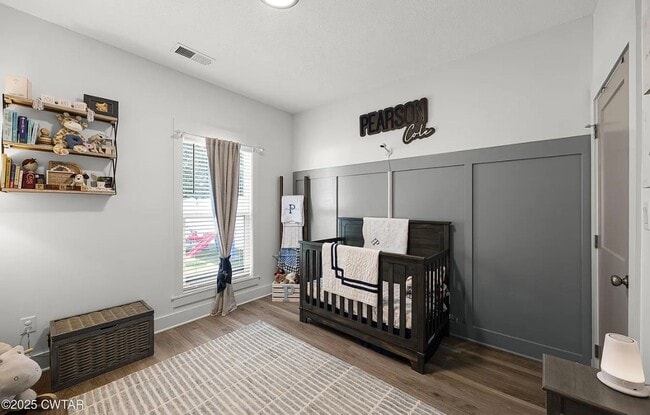 Photo - 32 Kingston Crk Dr